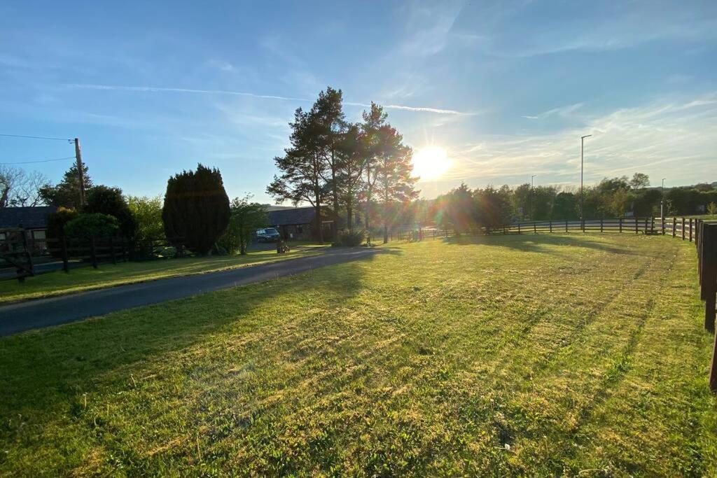 Lake District Romantic Get Away In 1 Acre Gardens Off M6 Penrith Εξωτερικό φωτογραφία